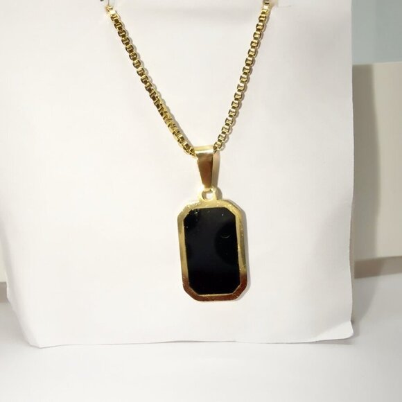 18K Gold Plated Stainless Steel Necklace Black Pendant - Picture 8 of 12
